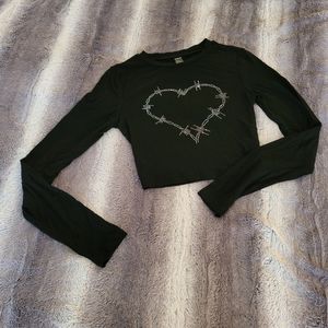 Rhinestone heart y2k shirt size xs
